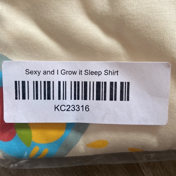 Never opened - Picture 2 of 4